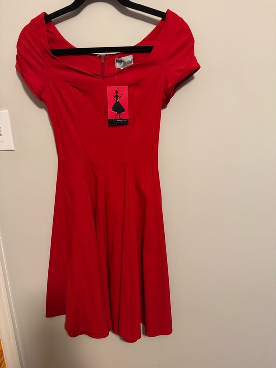 Unique Vintage Dresses & Skirts - Unique Vintage Red Short Sleeve Grace Swing Dress 1950s style